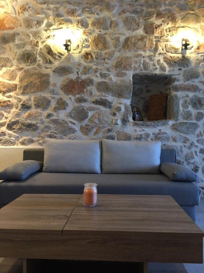 Villa Elata Stone House Extérieur photo